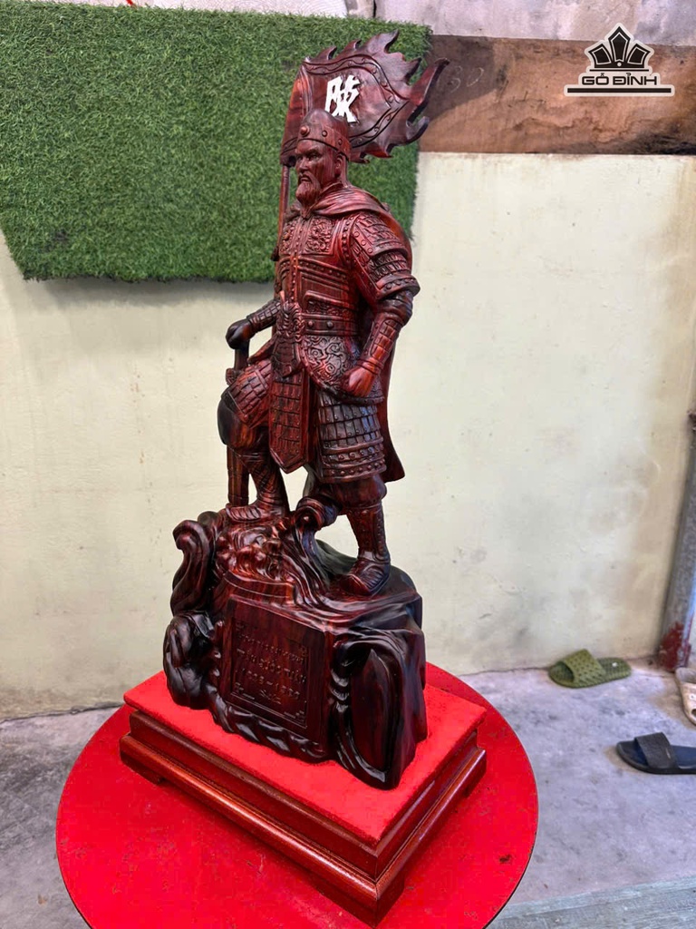 tuong-tran-quoc-tuan-go-trac-cao-58-ngang-28-sau-17-cm-ca-co-cao-63-ca-ky-cao-71-cm-478689