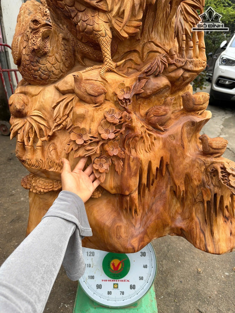 tuong-gia-dinh-ga-go-ngoc-am-cao-102-ngang-75-sau-60-cm-478729