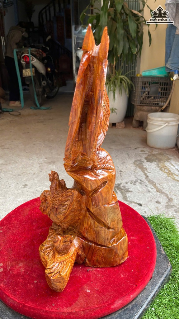 tuong-gia-dinh-ga-go-sua-cao-54-ngang-55-sau-28-cm-478770