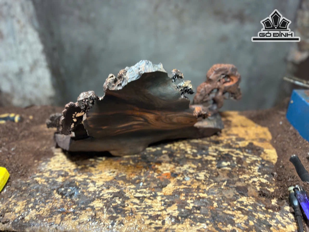 tuong-tieu-canh-go-trac-cao-26-ngang-52-sau-20-cm-478835