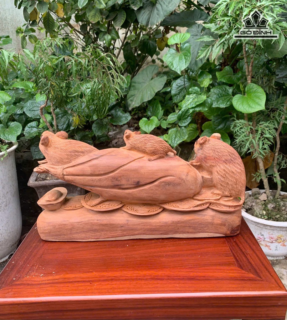 tuong-gia-dinh-chuot-go-huong-cao-20-ngang-50-sau-12-cm-478893