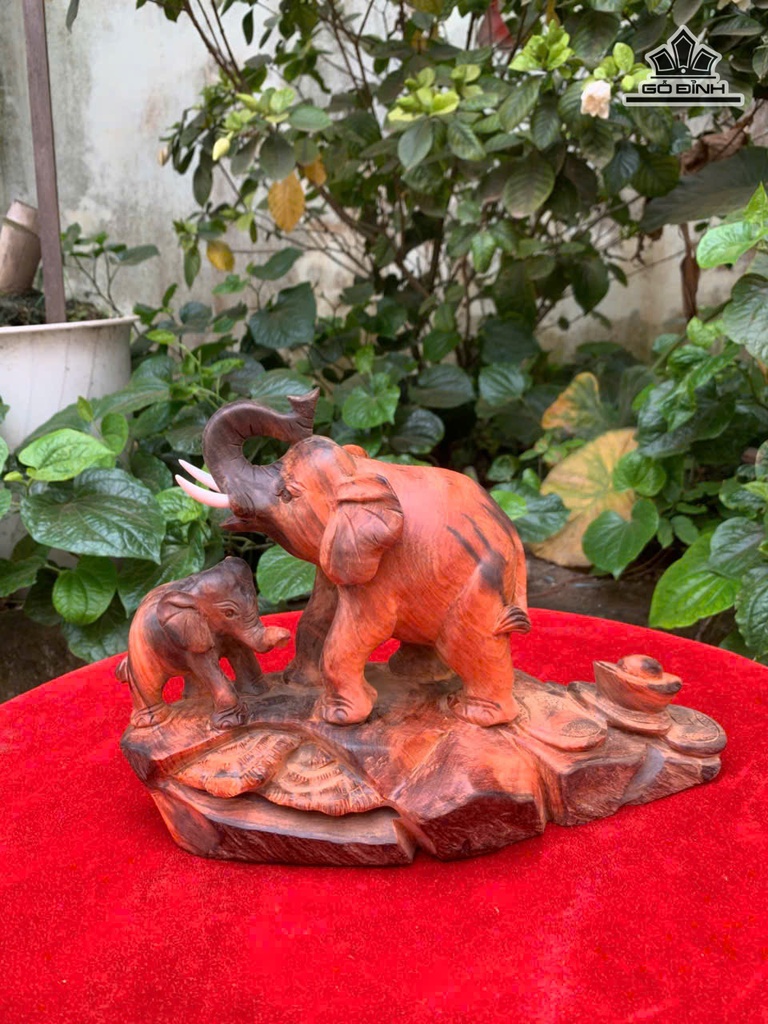 tuong-voi-mau-tu-go-trac-cao-18-ngang-28-sau-14-cm-478904