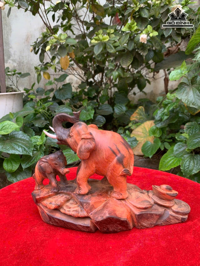 tuong-voi-mau-tu-go-trac-cao-18-ngang-28-sau-14-cm-478905