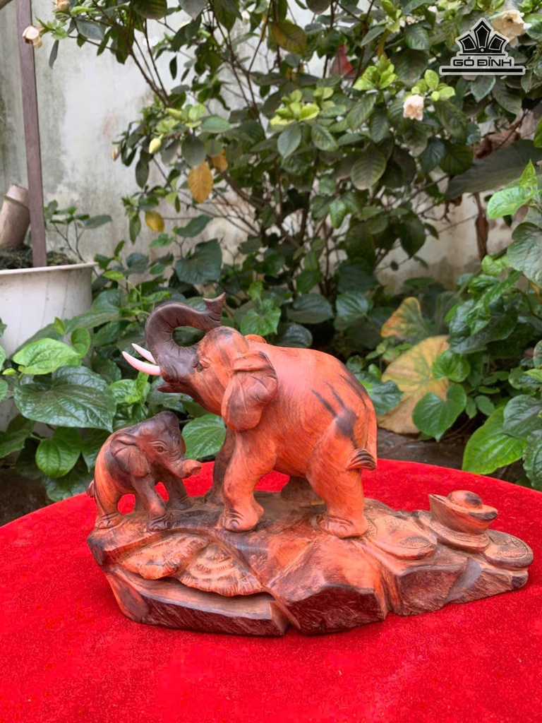 tuong-voi-mau-tu-go-trac-cao-18-ngang-28-sau-14-cm-478906