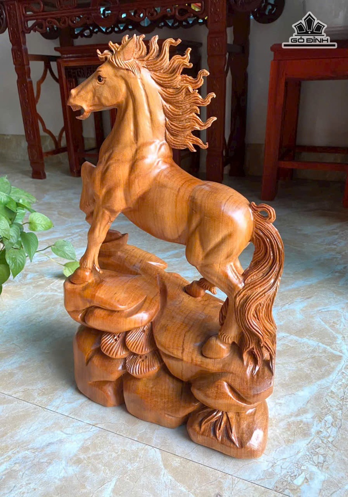 tuong-ngua-phong-thuy-nhat-ma-thong-dong-go-ngoc-am-cao-51-ngang-32-sau-18-cm-65kg-479110