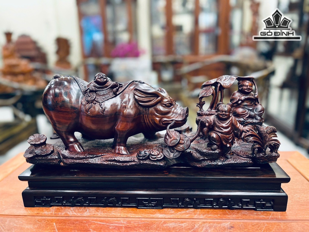 tuong-heo-nhi-phuc-go-trac-cao-17-ngang-45-sau-12-cm-khong-kem-ky-479412