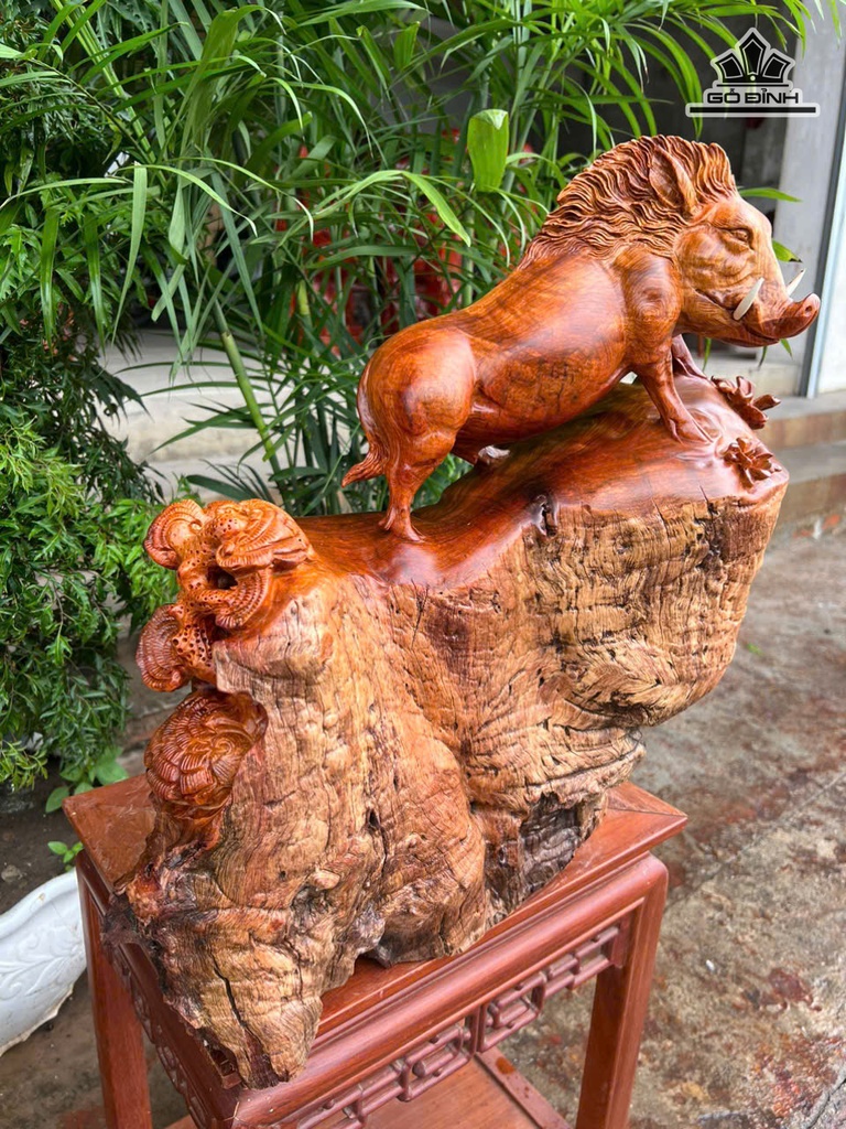 tuong-heo-rung-go-nu-chun-sun-huong-cao-48-ngang-50-sau-30-cm-479489