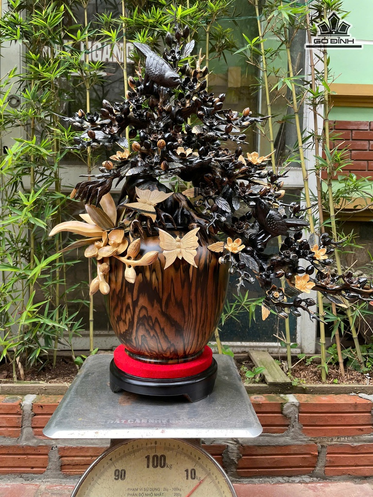 binh-hoa-mai-phu-quy-go-mun-hoa-cao-70-ngang-65-sau-39-cm-479512