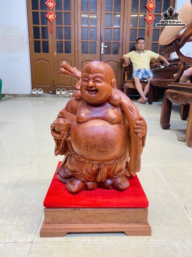 tuong-phat-di-lac-go-huong-cao-40-ngang-28-sau-26-cm-ky-cao-10-mat-30x28-cm-479711