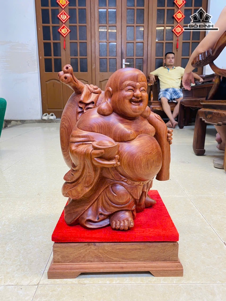 tuong-phat-di-lac-go-huong-cao-40-ngang-28-sau-26-cm-ky-cao-10-mat-30x28-cm-479715