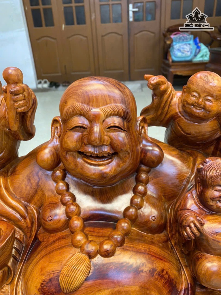 tuong-phat-di-lac-ngu-phuc-go-huong-cao-43-ngang-63-sau-33-cm-479719