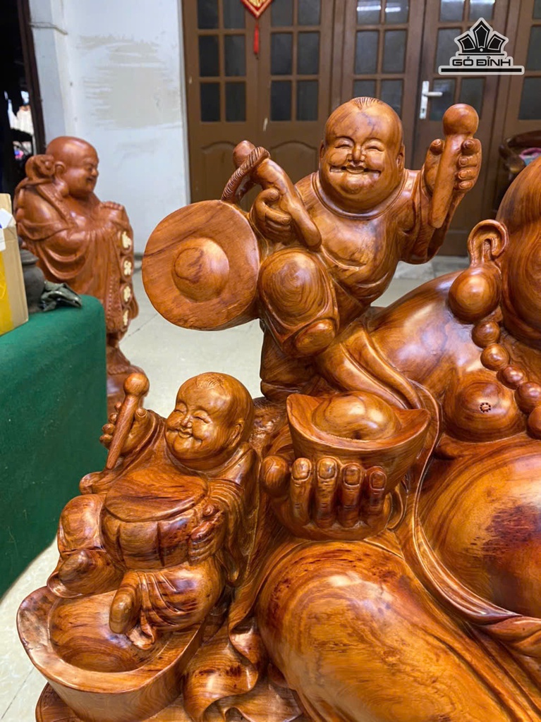 tuong-phat-di-lac-ngu-phuc-go-huong-cao-43-ngang-63-sau-33-cm-479721