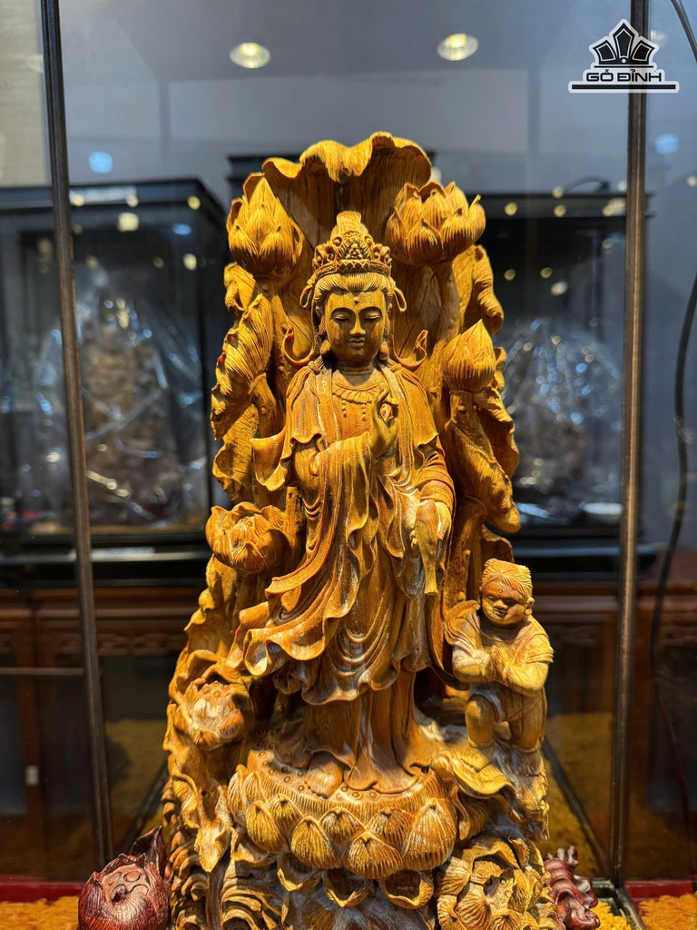 tuong-phat-ba-quan-am-go-hoang-dan-cao-45-rong-25-sau-17-cm-tu-cao-75-rong-42-sau-30-cm-479796