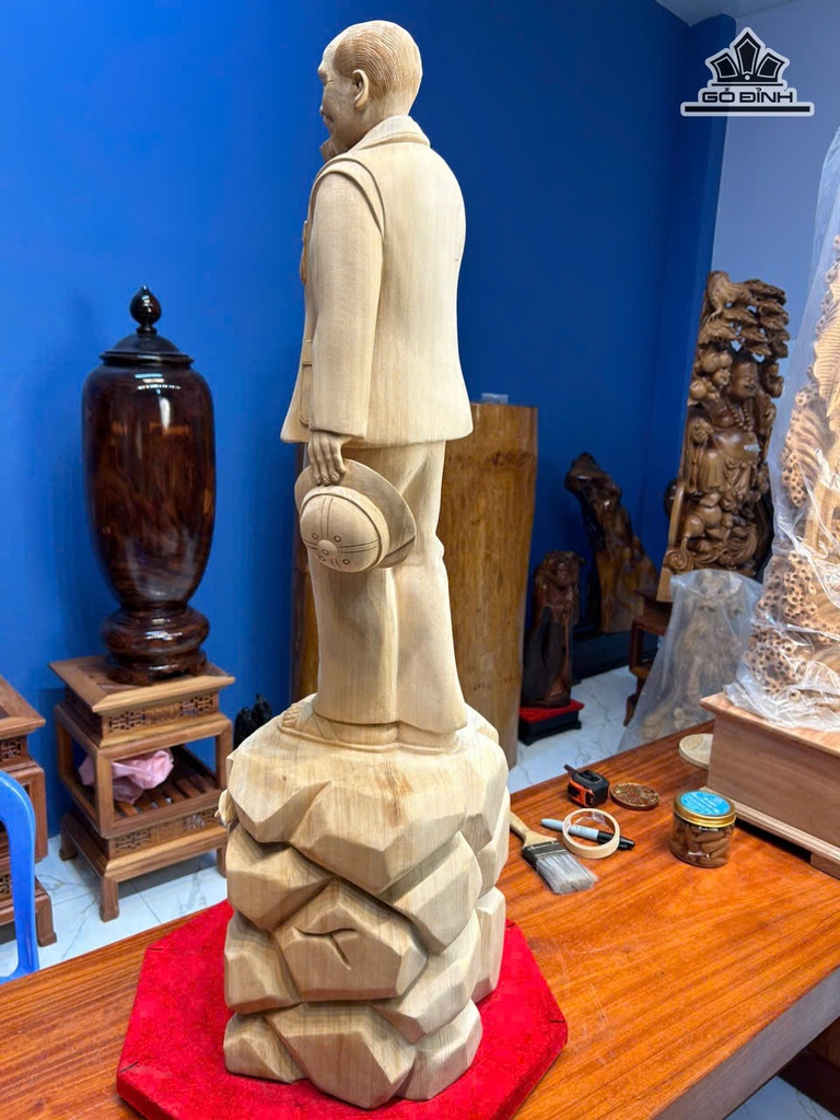 tuong-bac-ho-go-ngoc-am-cao-99-ngang-29-sau-27-cm-479868