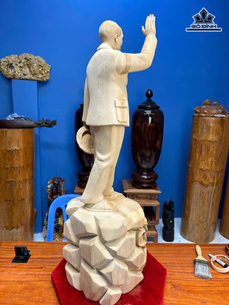 tuong-bac-ho-go-ngoc-am-cao-99-ngang-29-sau-27-cm-479869
