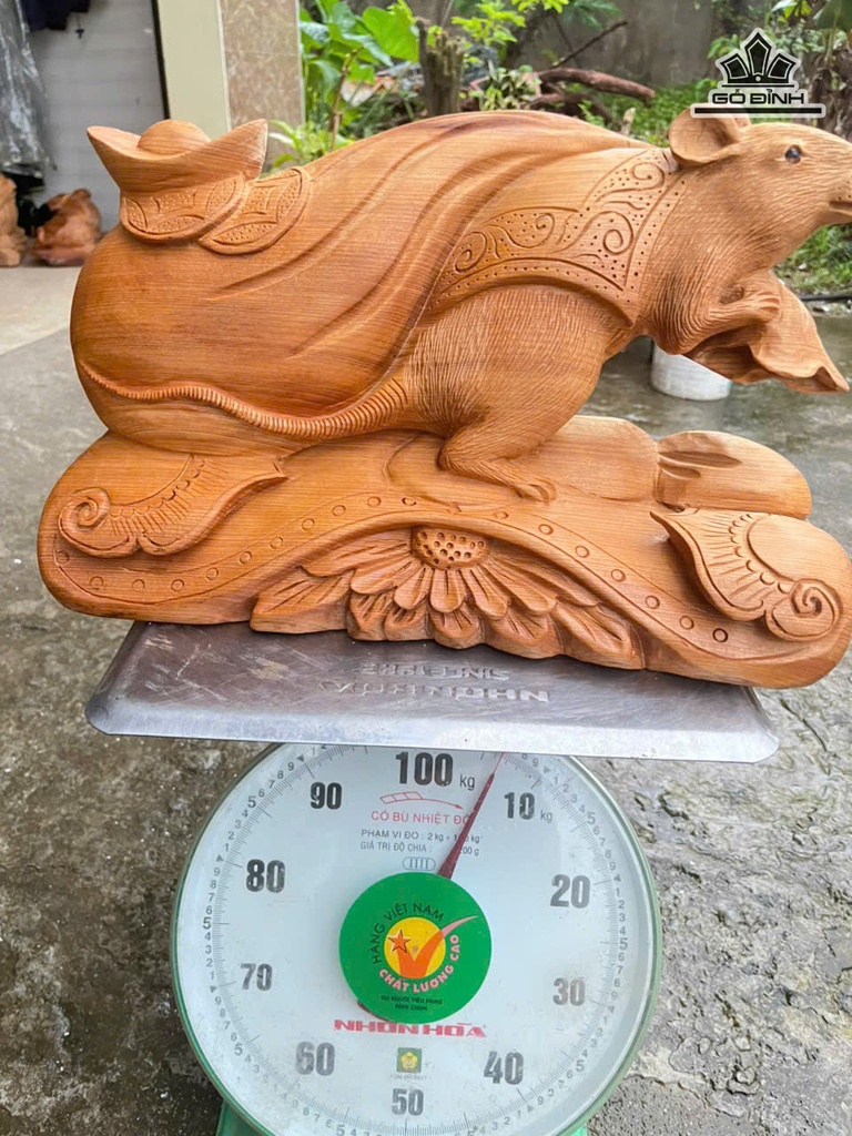 tuong-chuot-phong-thuy-go-ngoc-am-cao-25-ngang-41-sau-15-cm-479898