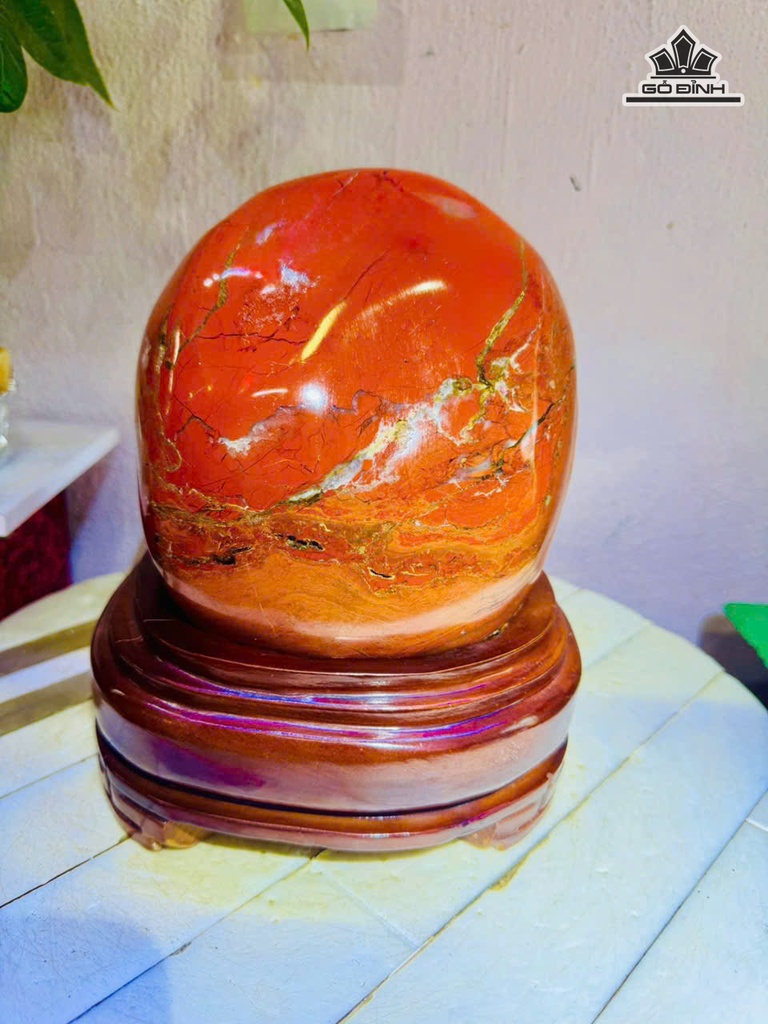 tac-pham-da-ngoc-bich-nephrite-jade-cao-24-ngang-16-cm-8kg-480250
