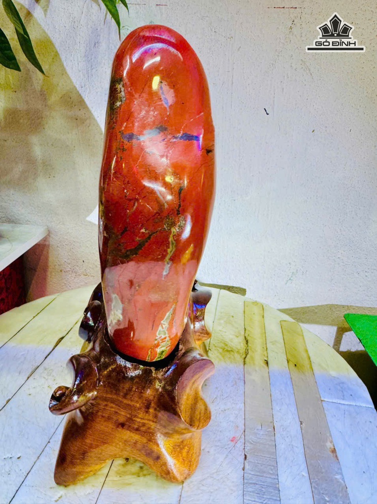 tac-pham-da-ngoc-bich-nephrite-jade-cao-29-ngang-19-cm-55kg-480259