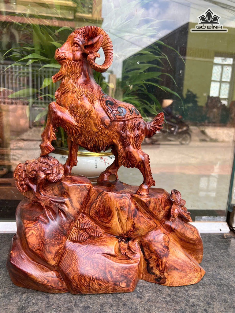 tuong-nhat-duong-go-chun-sun-cam-cao-40-ngang-34-sau-14-cm-480324