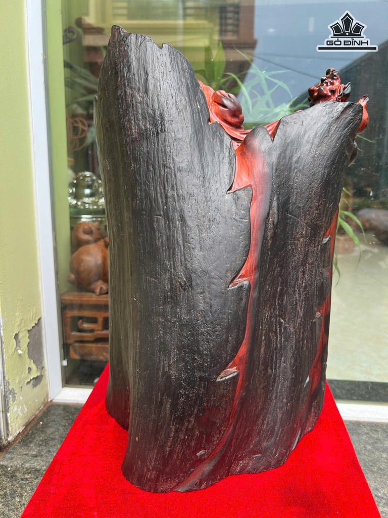 tuong-ong-tho-go-trac-cao-44-ngang-28-sau-30-cm-480328