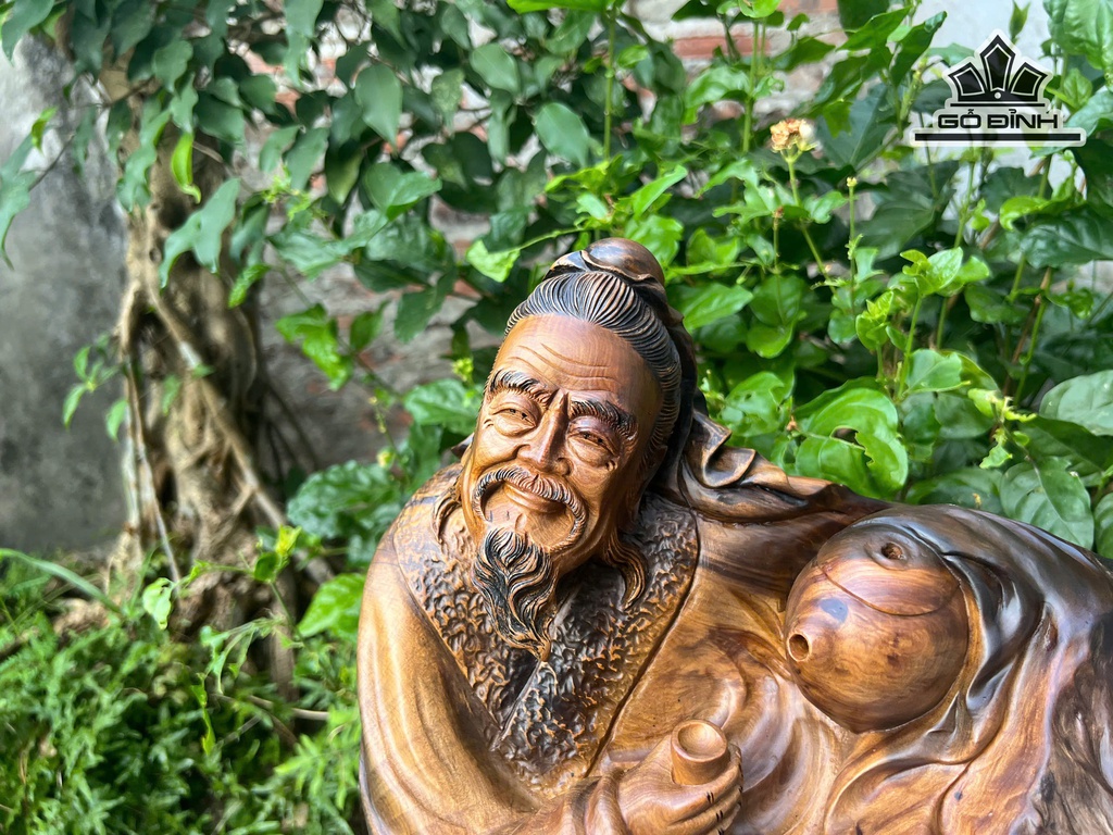 tuong-than-tra-go-bach-xanh-cao-66-ngang-42-sau-22-cm-480513