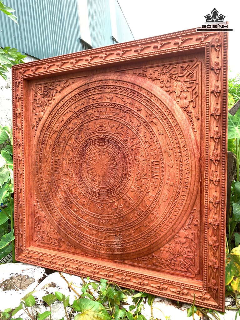 tranh-trong-dong-go-huong-kich-thuoc-107x107x5-cm-480699