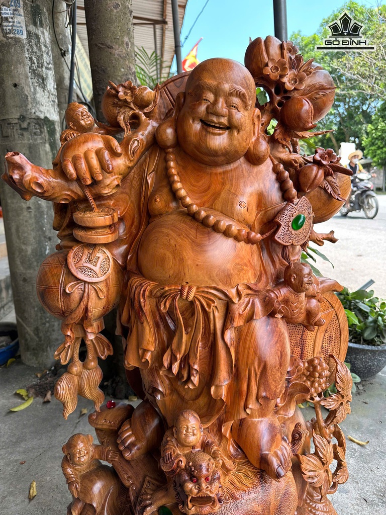 tuong-phat-di-lac-ngu-phuc-go-huong-cao-56-ngang-104-sau-43-cm-480940