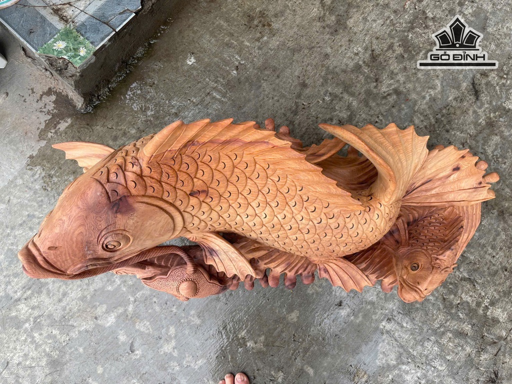tuong-ca-chep-von-kim-tien-go-huong-cao-48-ngang-90-sau-33-cm-480987
