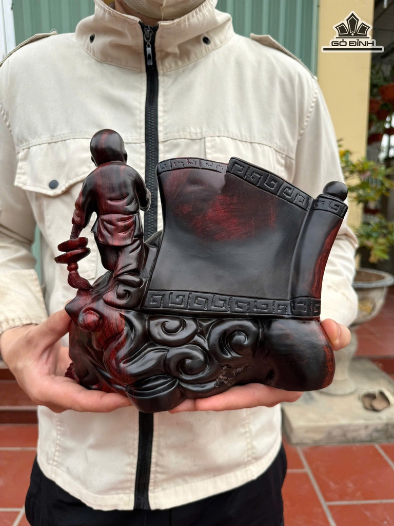 tuong-phat-di-lac-ngoi-cuon-thu-go-trac-cao-23-ngang-28-sau-13-cm-481120