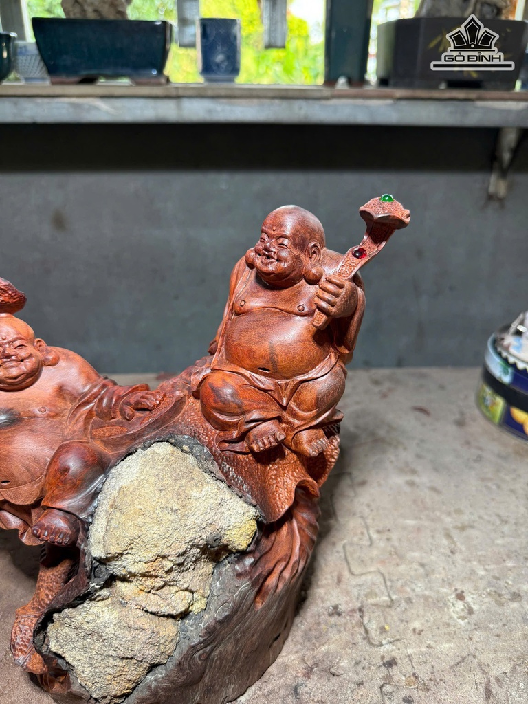 tuong-song-phuc-go-huong-om-da-cao-235-ngang-25-sau-13-cm-481166