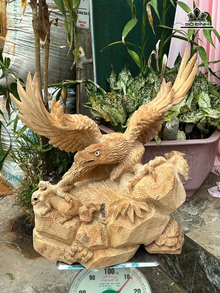 tuong-dai-bang-san-moi-go-ngoc-am-cao-62-ngang-55-sau-28-cm-481674