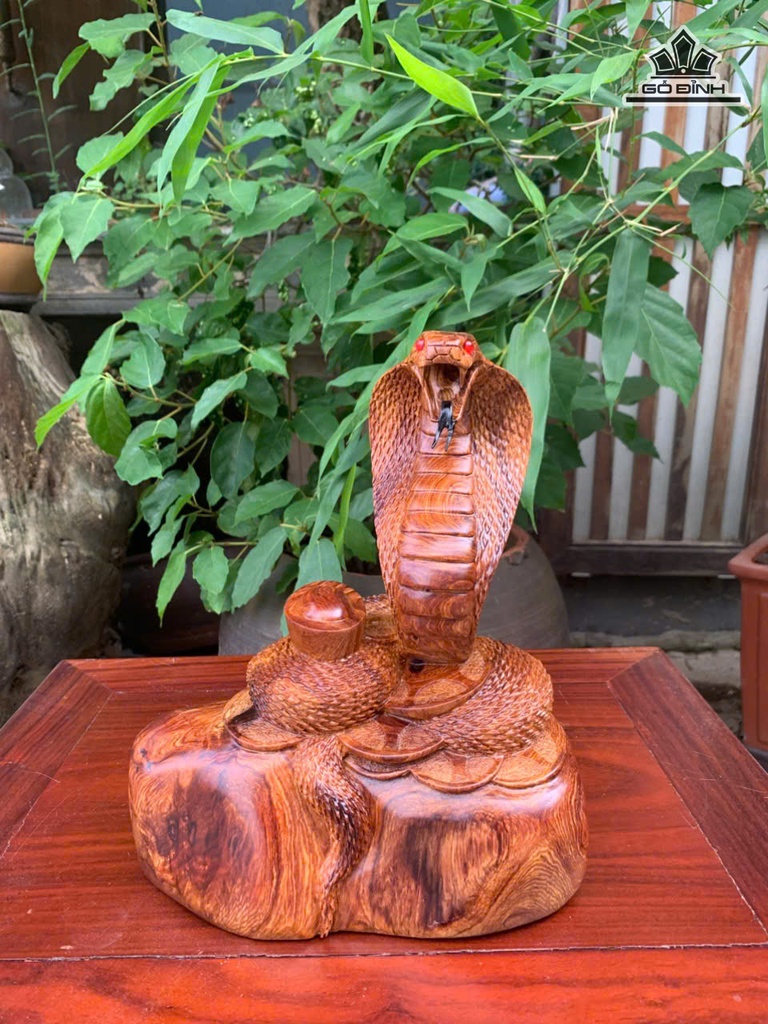tuong-ran-phong-thuy-go-cam-cao-24-ngang-23-sau-15-cm-482000