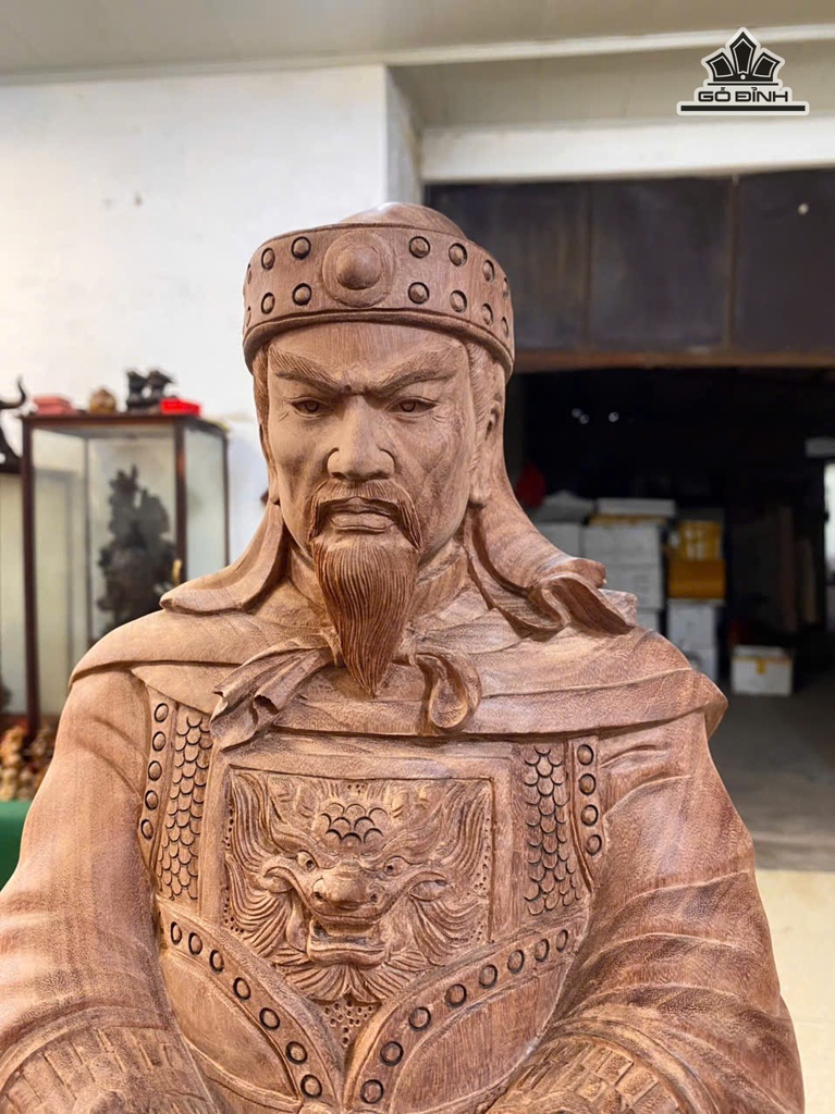 tuong-tran-quoc-tuan-chong-kiem-go-huong-cao-78-ngang-25-sau-22-cm-482045