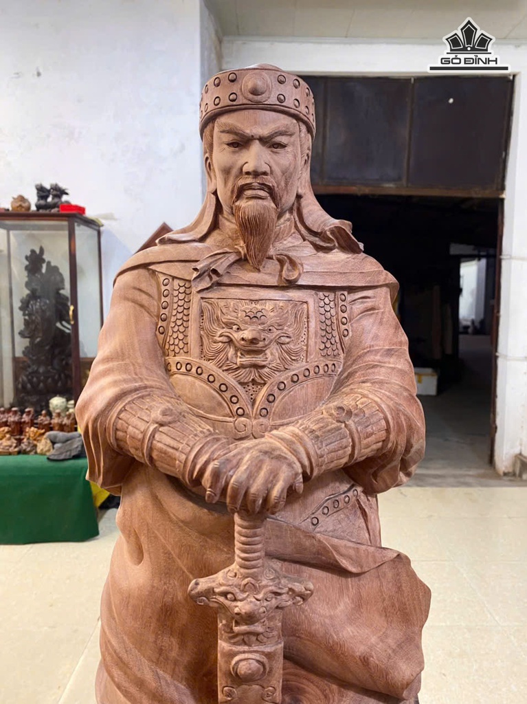 tuong-tran-quoc-tuan-chong-kiem-go-huong-cao-78-ngang-25-sau-22-cm-482048