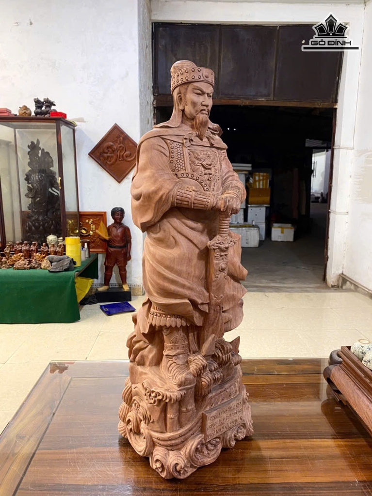 tuong-tran-quoc-tuan-chong-kiem-go-huong-cao-78-ngang-25-sau-22-cm-482049