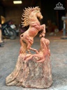 tuong-ngua-phong-thuy-nhat-ma-phi-thien-go-huong-cao-63-ngang-39-sau-17-cm-482285