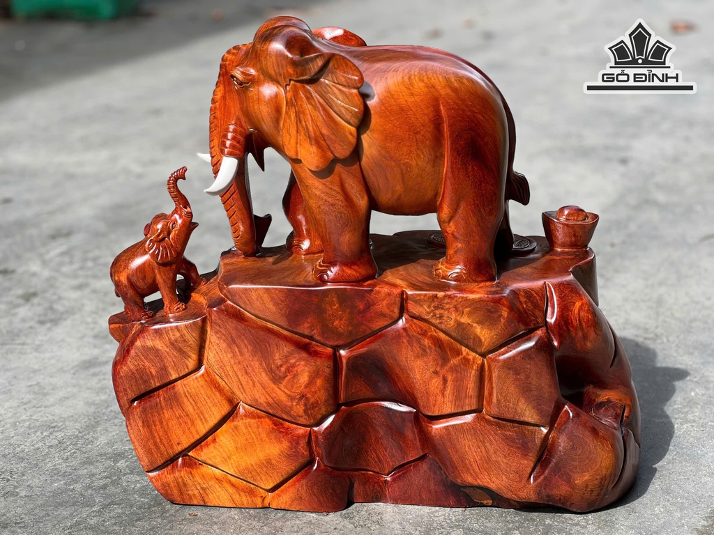 tuong-voi-mau-tu-go-huong-cao-51-ngang-46-sau-25-cm-20kg-482291