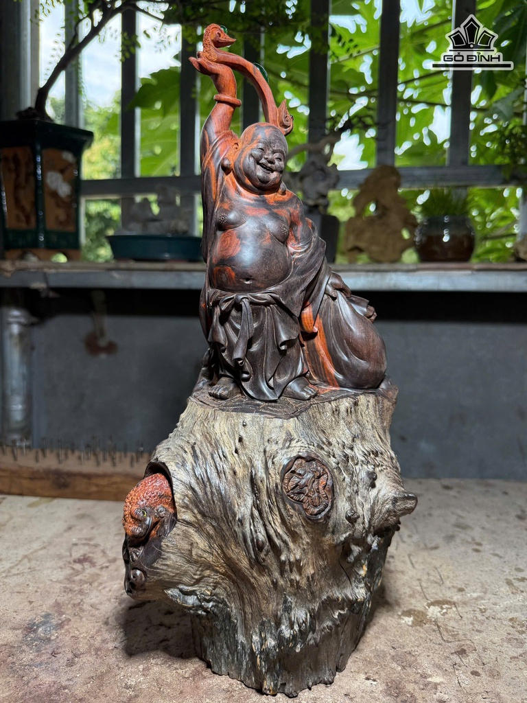 tuong-phat-di-lac-cam-gay-nhu-y-go-trac-cao-39-ngang-20-sau-17-cm-482518