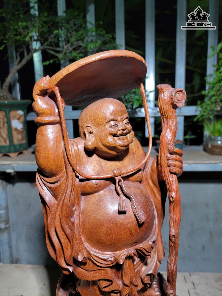tuong-phat-di-lac-dung-dai-sen-go-huong-cao-47-ngang-20-sau-165-cm-482534