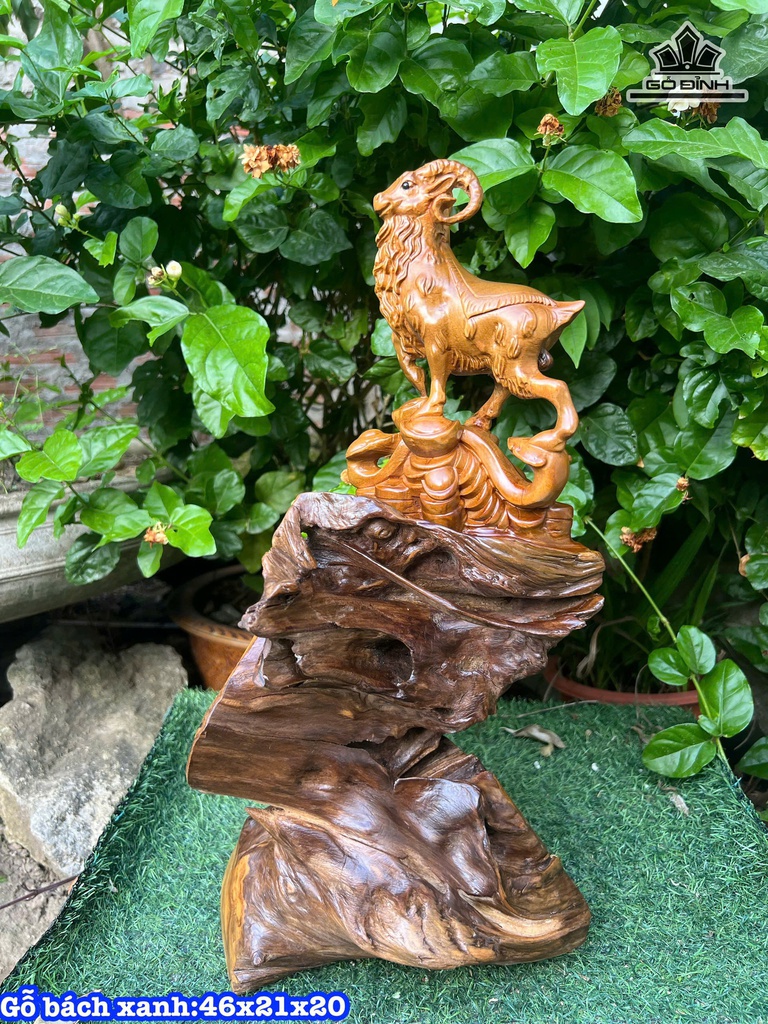 tuong-de-phong-thuy-go-bach-xanh-cao-46-ngang-20-sau-20-cm-482820