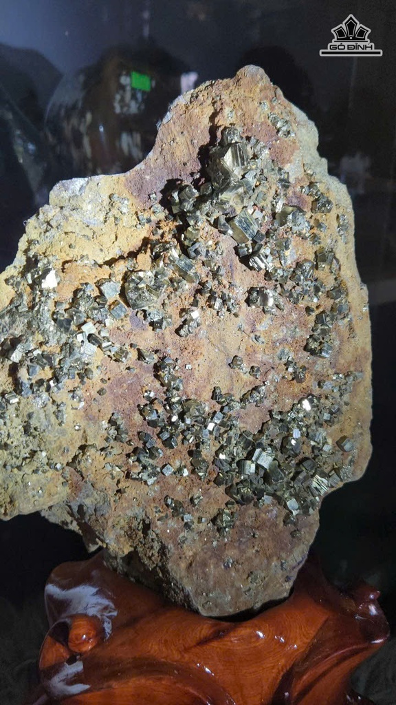 tac-pham-da-pyrite-cao-33-ngang-19-cm-42kg-483050
