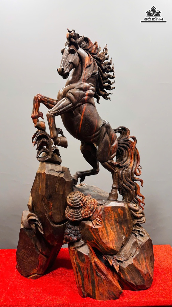 tuong-ngua-phong-thuy-nhat-ma-phi-thien-go-trac-cao-68-ngang-42-sau-28-cm-483592