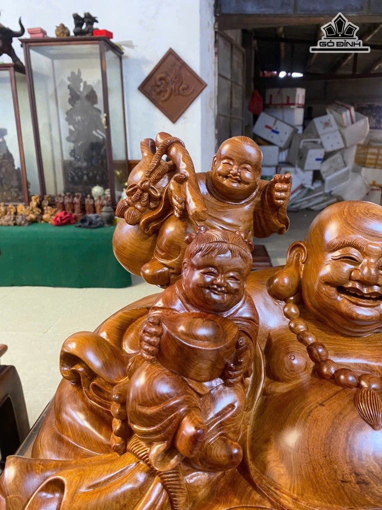 tuong-phat-di-lac-ngu-phuc-go-huong-cao-39-ngang-65-sau-36-cm-483637