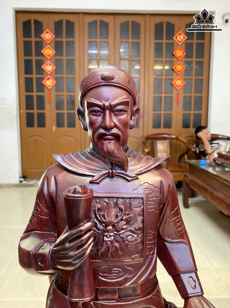 tuong-tran-quoc-tuan-go-cam-cao-80-ngang-24-sau-18-cm-483655