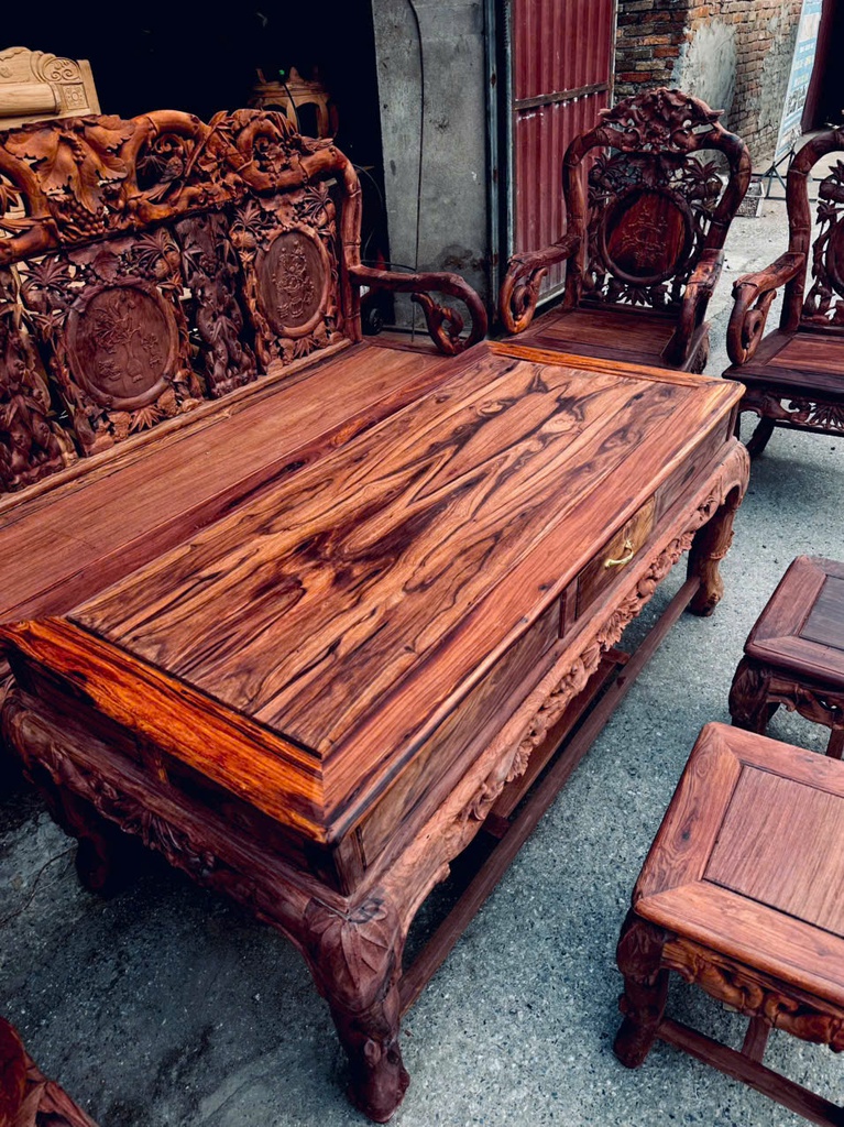 bo-truc-go-cam-lai-viet-ban-cao-61-rong-80-dai-140-ghe-phu-rong-60-sau-48-ghe-dai-191-sau-48-don-mat-vuong-35-cao-43-cm-483718