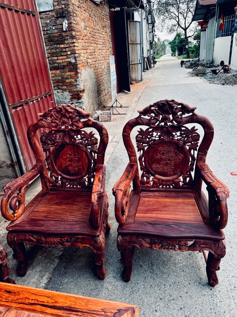 bo-truc-go-cam-lai-viet-ban-cao-61-rong-80-dai-140-ghe-phu-rong-60-sau-48-ghe-dai-191-sau-48-don-mat-vuong-35-cao-43-cm-483720