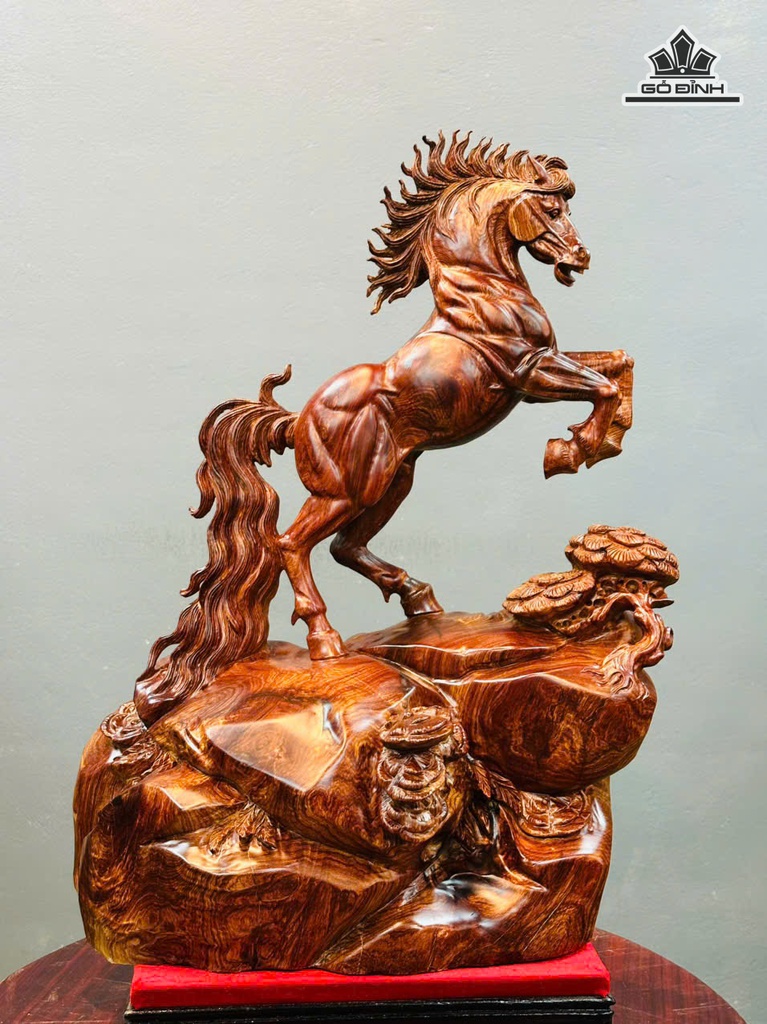 tuong-ngua-phong-thuy-nhat-ma-phi-thien-go-cam-cao-60-ngang-40-sau-30-cm-484058
