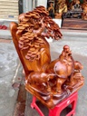 tuong-tieu-dong-chan-trau-go-huong-cao-52-ngang-40-sau-26-cm-484180