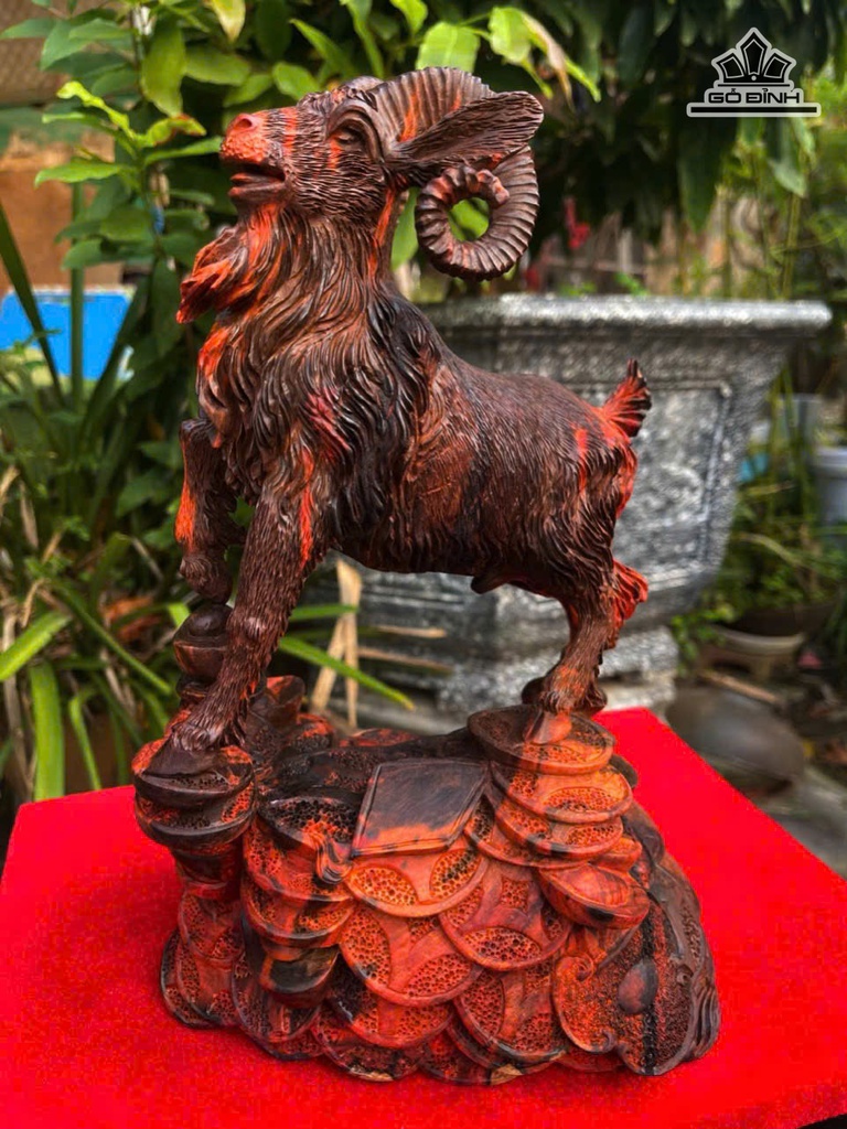 tuong-de-phong-thuy-go-trac-cao-30-ngang-22-sau-20-cm-484443