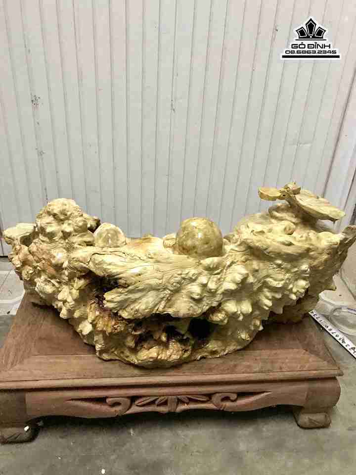 Tuong-Phat-Di-Lac-go-nu-nghien